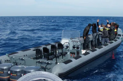 البحرية الملكية تقدم المساعدة لـ 59 مرشحا للهجرة غير الشرعية بساحل طانطان