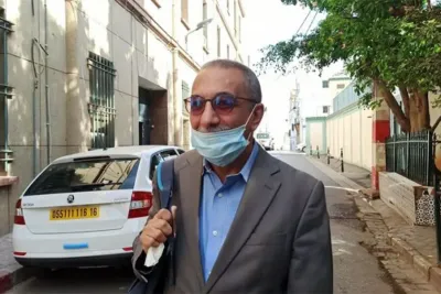 الحكم على الصحافي الجزائري إحسان القاضي بالسجن خمس سنوات منها ثلاث نافذة