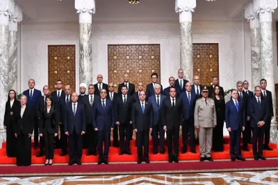 الحكومة المصرية الجديدة تؤدي اليمين الدستورية
