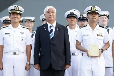 أول زيارة رسمية لوزير دفاع ياباني إلى كوريا منذ نحو 10 أعوام