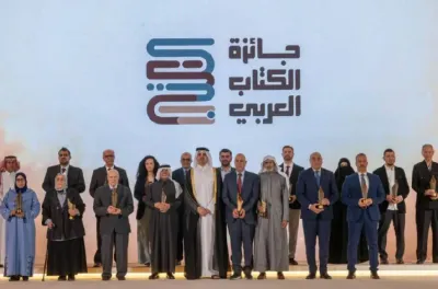 الدوحة.. تتويج دار الإحياء للنشر والتوزيع المغربية بجائزة الكتاب العربي