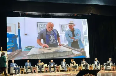 الدورة الخريفية لموسم أصيلة: افتتاح معرض فني للفنانة البحرينية لبنى الأمين والفنان السوري خالد الساعي