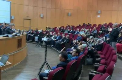 مجلس جهة مراكش آسفي يصادق على اتفاقيات شراكة ذات طابع سوسيو-اقتصادي وثقافي