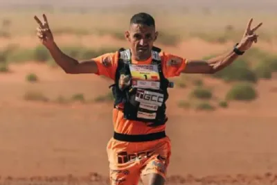 الدورة الـ 39 لماراطون الرمال.. رشيد المرابطي يفوز بالمرحلة الخامسة