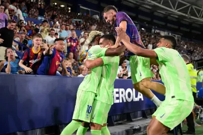 الدوري الإسباني لكرة القدم.. برشلونة يقلب تأخره إلى فوز ثمين على ليفانتي