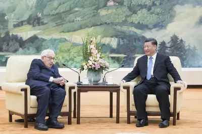 الصين تعلن استعدادها لإعادة العلاقات مع الولايات المتحدة إلى مسارها الصحيح