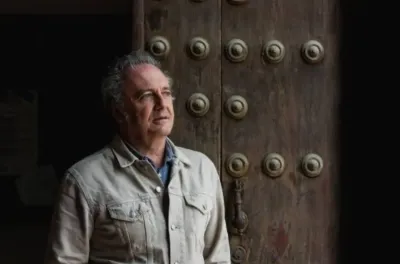 الرباط.. تقديم كتاب "الأندلس: الشرق في الغرب"