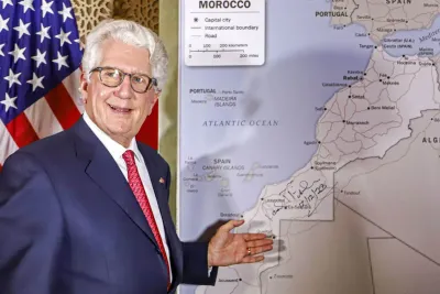 السفير السابق للولايات المتحدة بالمغرب يشيد بالدعم الدولي المتنامي لمغربية الصحراء
