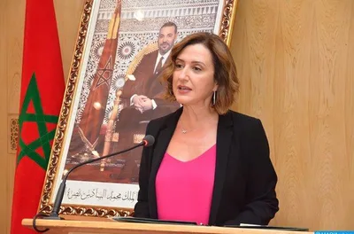 السيدة عمور تجري سلسلة لقاءات على هامش قمة مستقبل الضيافة بدبي