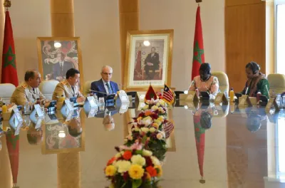 السيد لوديي يستقبل بالرباط وزيرة الدفاع الوطني الليبيرية