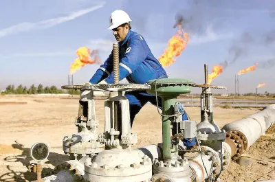 العراق يطلق مشروعا لاستثمار الغاز المصاحب للنفط في توليد الكهرباء
