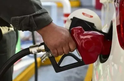 الغازوال والبنزين .. انخفاض رقم المعاملات إلى 20,16 مليار درهم في الربع الثالث من 2024 (مجلس المنافسة)