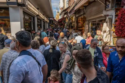 ارتفاع إيرادات تركيا من قطاع السياحة خلال الفصل الثالث من السنة