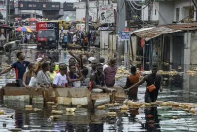 الكونغو الديمقراطية .. عمل تضامني لفائدة ضحايا الفيضانات الأخيرة بمبادرة من سفارة المغرب في كينشاسا