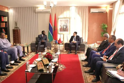 المغرب وغامبيا يتفقان على تطوير شراكتهما الاقتصادية وزيادة المبادلات الثنائية