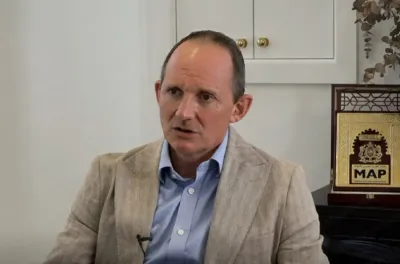 المركب المينائي للدار البيضاء: المشاريع التي دشنها جلالة الملك "تعزز تموقع المغرب كجسر بين أوروبا وإفريقيا" (توماس رايلي)