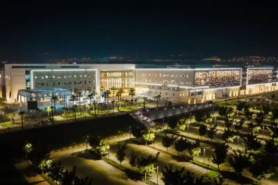 المركز الاستشفائي الجامعي محمد السادس بأكادير ينجح في أول عملية ترميم للإحليل باستعمال الجراحة المجهرية على الصعيد الوطني