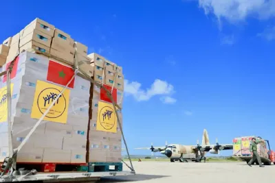 المساعدات الموجهة لسكان غزة "نموذج متفرد من الدبلوماسية الإنسانية" لجلالة الملك (جامعي كولومبي)