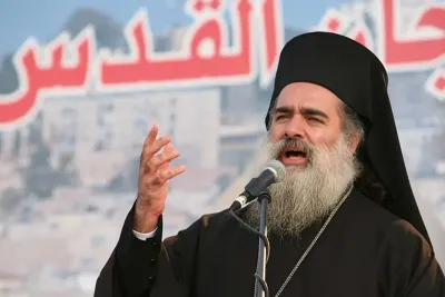 المطران عطا الله حنا: إطلاق عملية إنسانية لفائدة سكان غزة برعاية ملكية، دليل واضح على القيم الإنسانية النبيلة لجلالة الملك