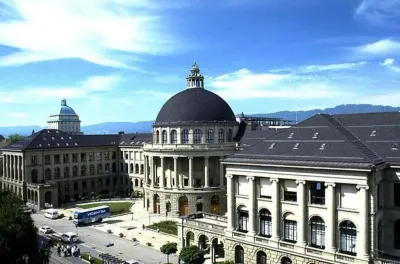 "من الأنقاض إلى الإبداع".. معرض في زيورخ يتقفى خطوات إعادة بناء أكادير وتحويلها إلى حاضرة إفريقية حديثة