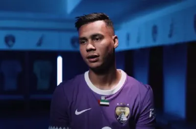 الدوري الإماراتي (الجولة 11).. المغربي الحسين رحيمي يقود "العين" للفوز على ضيفه "الشارقة" (1-0)