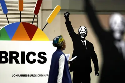 محلل سياسي إيفواري: الدبلوماسية الجنوب إفريقية معتادة على وضع العراقيل أمام المغرب