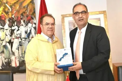 المكتبة الوطنية للمملكة المغربية ولجنة التربية والعلوم والثقافة يوقعان إتفاقية تعاون