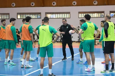 هشام الدكيك: المباراة ضد منتخب ليبيا تم الإعداد لها بدقة وانضباط