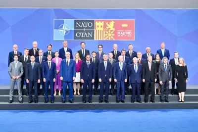 حلف الناتو يعتبر الهجرة غير النظامية مهددا لاستقرار أعضائه، وينفي أن تكون سبتة ومليلية المحتلتين تحت مظلة دفاعه