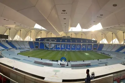 الهلال السعودي يقدم بونو ونيمار في حفل جماهيري