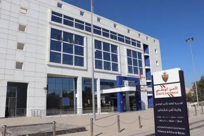 أمن مكناس يوقف شخصا للاشتباه بتورطه في ارتكاب سرقة من داخل وكالة لتحويل الأموال