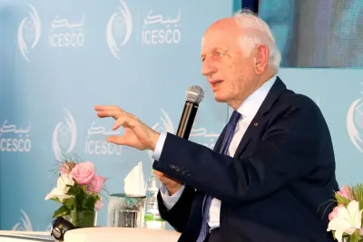 السيد أزولاي: المغرب يشهد تحت قيادة جلالة الملك زخما استثنائيا على مستوى تنوع وتعددية مجتمعنا