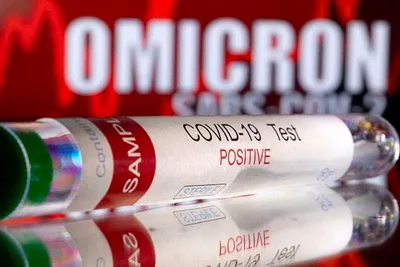 أوميكرون في صنفه الفرعي يستدعي اليقظة أكثر من القلق