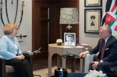 العاهل الأردني يؤكد ضرورة تكثيف الجهود لخفض التصعيد بالأراضي الفلسطينية