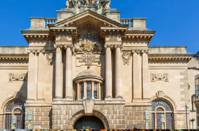 بريطانيا..سرقة أكثر من 600 قطعة من متحف مدينة بريستول (الشرطة)