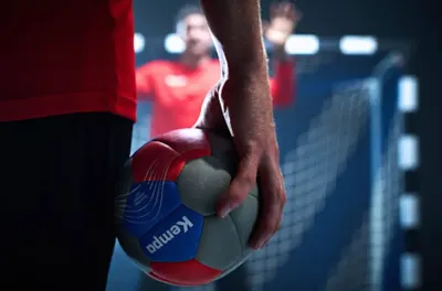 بطولة إفريقيا للامم لكرة اليد-فتيان: المنتخب المغربي يتأهل لنصف النهائي على حساب منتخب الجزائر