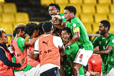 بطولة كأس أمم إفريقيا للمحليين (الجولة5/المجموعة2) .. مدغشقر تتأهل لربع النهائي بفوزها على بوركينا فاسو (2-1)
