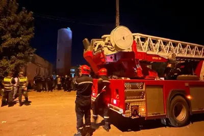 بني ملال.. إنهاء الشكل الاحتجاجي الذي انخرط فيه شخص اعتصم فوق خزان مياه بجماعة أولاد يوسف، بتسجيل قيام المعني بالأمر بالإلقاء بنفسه من أعلى الخزان (سلطات محلية)