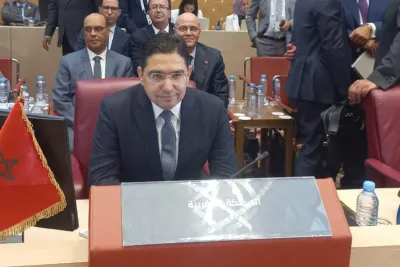 السيد ناصر بوريطة : جلالة الملك محمد السادس يدعو رئيس الجزائر للحوار بالمغرب