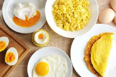 تناول البيض بانتظام يقلل خطر الإصابة بمرض الزهايمر لدى كبار السن (دراسة)