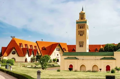 إفران: جامعة الأخوين على موعد مع النسخة الثالثة من المدرسة الصيفية في الذكاء الاصطناعي