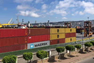 الجزائر تعلن رفع القيود المفروضة على العمليات المصرفية مع إسبانيا