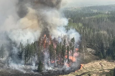 كندا..إجلاء أزيد من 26 ألف شخص بسبب حرائق الغابات
