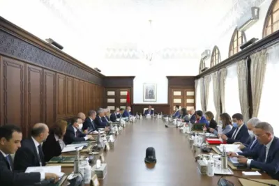 رئيس الحكومة يصادق على مرسوم بخصوص النظام الأساسي الخاص بهيئة الممرضين وتقنيي الصحة