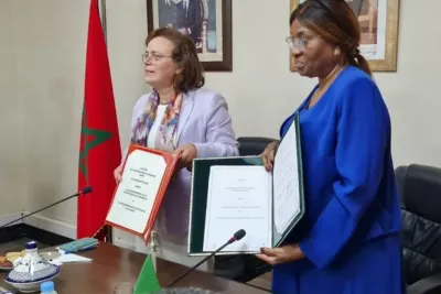 السيدة عواطف حيار تترأس توقيع بروتوكول اتفاق مع وزيرة الشؤون الاجتماعية بالكاميرون