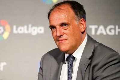 رئيس رابطة الليغا يستقيل من منصبه