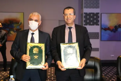 خالد آيت الطالب يوقع اتفاقية مع مؤسسة الحسن الثاني للنهوض بالأعمال الاجتماعية