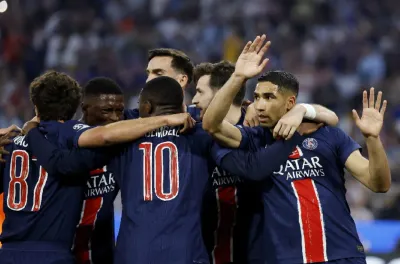 دوري أبطال أوروبا: بقيادة حكيمي باريس سان جيرمان يقلب الطاولة على برشلونة ويخرج متفوقا (1-2)