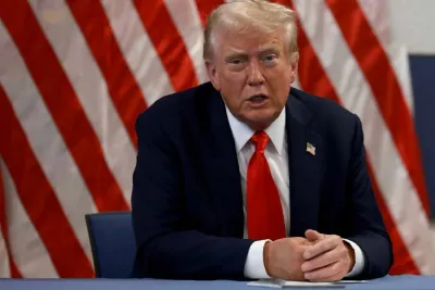 الرئيس ترامب يفرض رسوما جمركية بـ25 بالمائة على جميع البلدان التي تتعامل تجاريا مع إيران