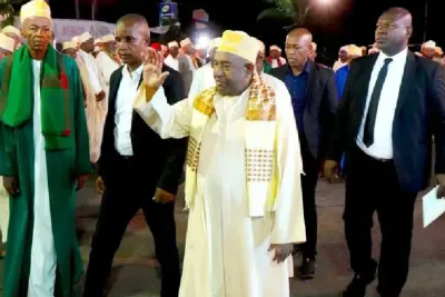 رئيس جزر القمر يبرز الشراكة الاستراتيجية بين بلاده والمغرب